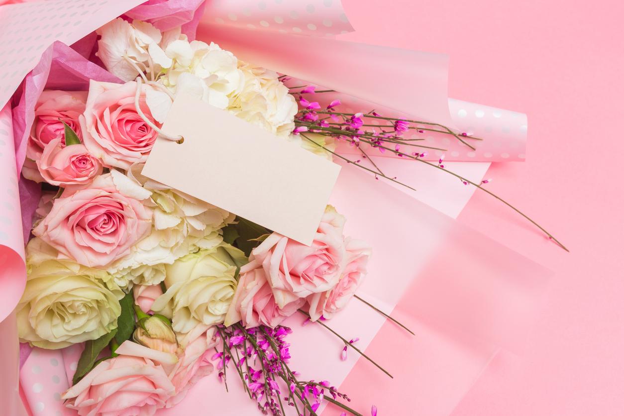 bouquet-of-flowers-on-pink-background